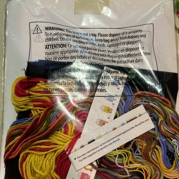 Dimensions Rooster on Black Crewel Embroidery Kit - 11" x 14" - New - Picture 6 of 7